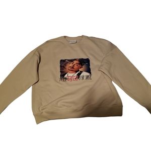 2pac tupac Shakur sweatshirt  sizeL color sand
